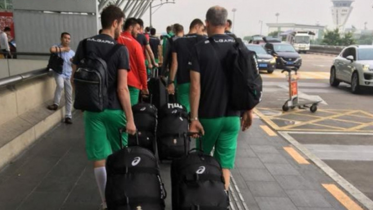 Мъжкият ни национален отбор ще се прибере с един ден