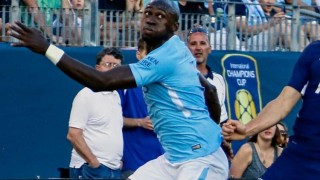 Интер отново проявява интерес към защитника на Манчестър Сити Елиаким