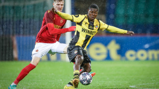 Отборът от Ла Лига Осасуна следи изкъсо звездата на Ботев