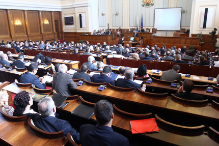 Депутатите обсъждат актуализацията на бюджета 