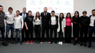 Българската борба изпраща силна година По този повод състезателите изпратиха