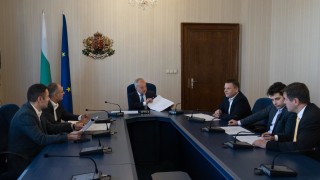 В президентството енергиен екип се тревожи за съдбата на "Лукойл"