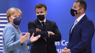 Френският президент Еманюел Макрон подкрепя поканването на беларуски опозиционни политици