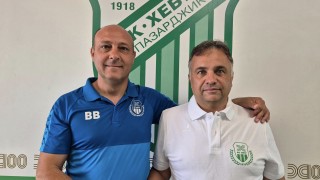 Голям скандал се разразил във втородивизионния Хебър шефът на