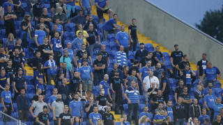 Феновете на Левски изкупиха за няколко часа билетите за гостуването
