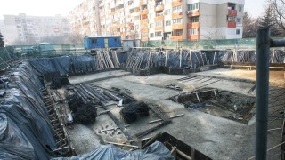 Кметът на община Връбница Младен Младенов поуспокои недоволните от строежите