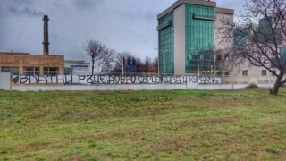 Феновете на Локомотив Пловдив от фракция Лаута Арми изразиха подкрепата
