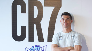 Роналдо представи модна линия за деца