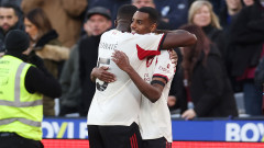 Исак най-после се разписа, а Ливърпул се справи с "чуковете" и постигна първа победа в Англия от близо месец 