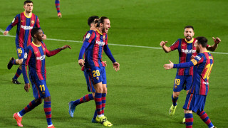 Барселона се доближи до лидера Атлетико след победа над последния 