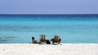 Република Кипър ще отмени от понеделник 18 април повечето санитарни