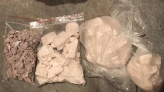 Полицията разкри депо за наркотици във Варна съобщават от Областната