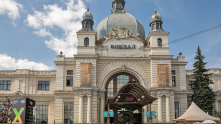 Изпратените тази нощ от руската армия дронове достигнаха западните области