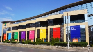 Нови собственици скоро може да има Park Center в София