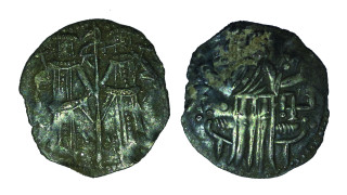 Откриха сребърен грош на цар Иван Александър в опожарена през XIII в. крепост