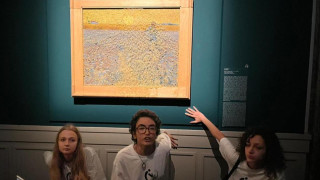 Климатични активисти отново поругаха картина на Ван Гог, този път в Рим