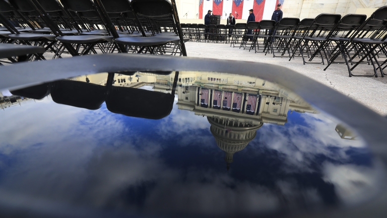 Превръщат Вашингтон в крепост за клетвата на Тръмп