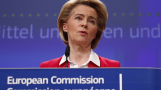 Европейската комисия не изключва възможността да предприеме мерки срещу Унгария