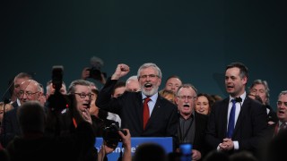 Лидер на Северноирландската републиканска партия Шин Фейн Джери Адамс обяви