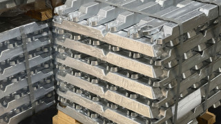 Южнокорейската компания Korea Zinc която е най големият производител на рафиниран