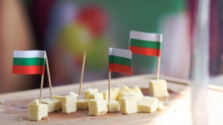 За последната седмица кравето сирене поевтинява с 0 6 до 11 22