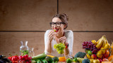 Плодовете, зеленчуците, стомашните бактерии и как ни помагат срещу безпокойството