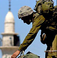 Израел остава в Ливан до разполагането на международни сили