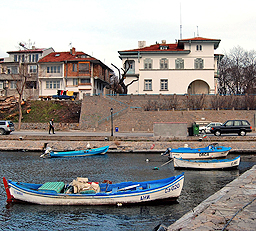 Бирници "удариха" високооборотни кръчми в Созопол