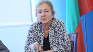 Четвъртата вълна доста силно спада Вирусологът и съветник на здравния