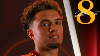 Полузащитникът на Ланс Нийл Ел Айнауи подписа договор с Рома