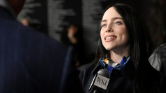 Били Айлиш на 24