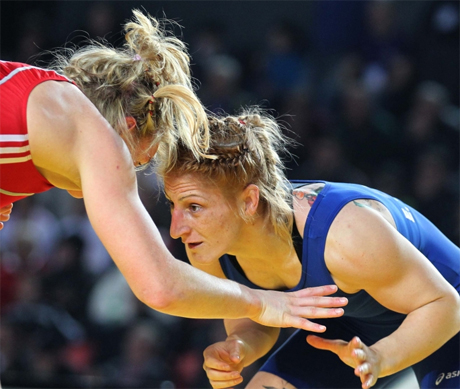 Eвелина Николова ще се бори за титла на Евро 2015