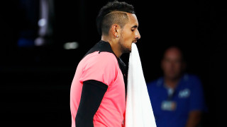 Ник Кириос забрави обувките си за тенис в съблекалнята но