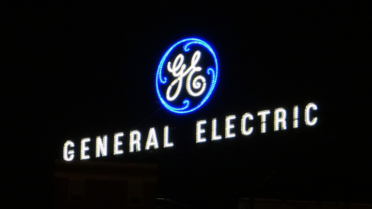 GE прави най-голямата реформа в 124-годишната си история
