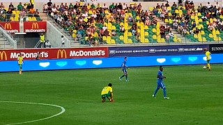 Глен Ниберг бе определен от УЕФА за главен съдия в реванша