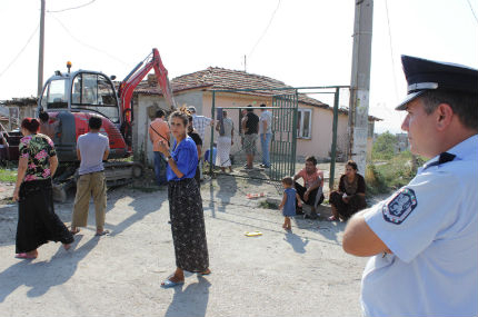 Комисия обхожда ромския квартал във Видин 