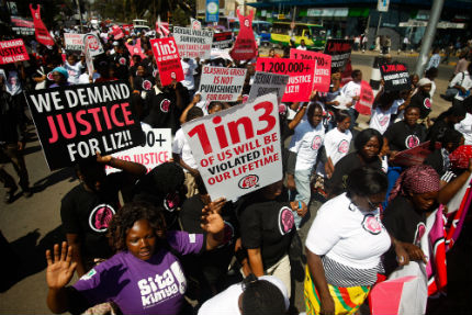 2 млн. кенийци въстанаха срещу леките присъди за изнасилвачите 