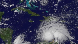 Мощен ураган се насочи към Куба, Ямайка и Хаити 