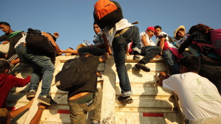 Секретарят по отбраната на САЩ Джеймс Матис одобрил изпращането на