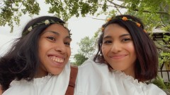 Сиамските близначки, които споделят една репродуктивна система