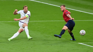 Англия победи, но отегчи - "трите лъва" продължават напред само с два вкарани гола 
