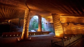 Пещерите Longyou са сред най мистериозните древни места в световната
