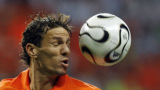 Челси преотстъпи Буларуз за Севиля