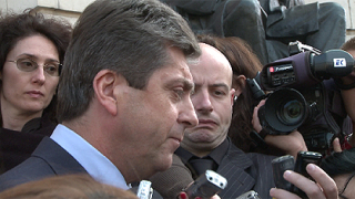 Първанов обезпокоен от натиск върху местната власт