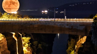 Работата по повторното отваряне на Коринтския канал ще започне през