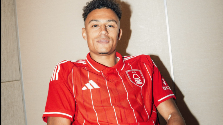 Дан Н'Дойе премина в Нотингам Форест