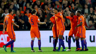 Холандия без Уесли срещу Франция