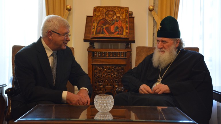 Ананиев поиска от патриарх Неофит да подкрепи донорството 
