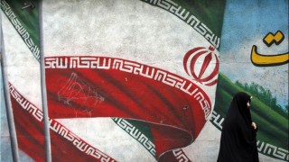 Иранската държавна телевизия и свързаните с държавата медии продължават да