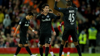 Ливърпул договори трансфера на японския национал Такуми Минамино от състава